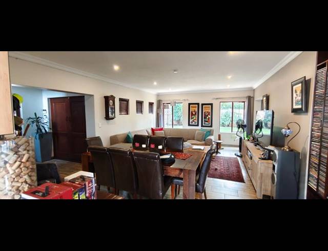 3 BEDROOM PROPERTY TO RENT IN AMBERFIELD RIDGE